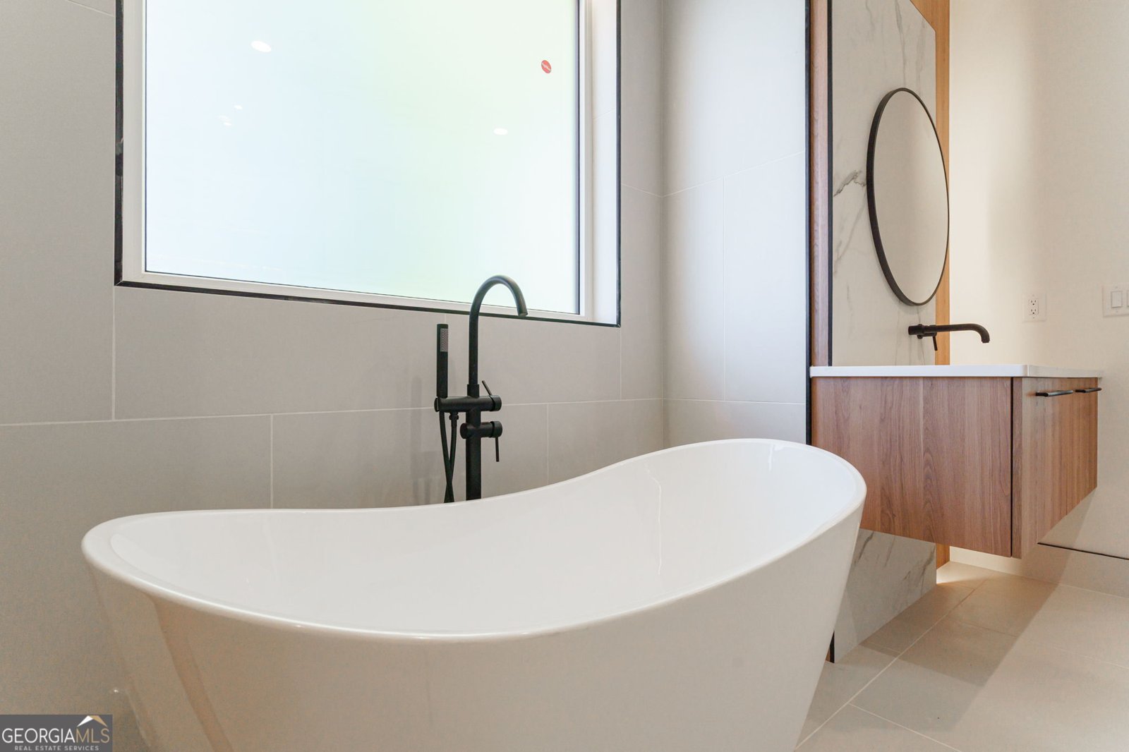 1110 Flowers Drive Cumming - 84