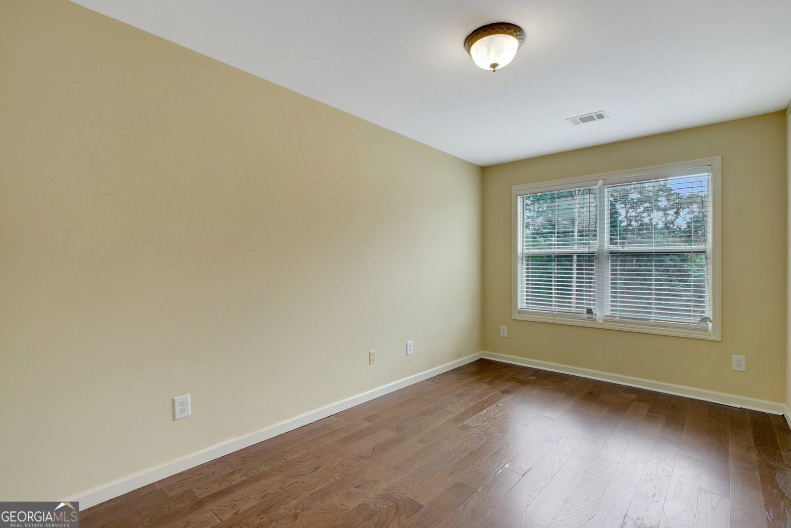 393 Young James Circle Stockbridge - 1