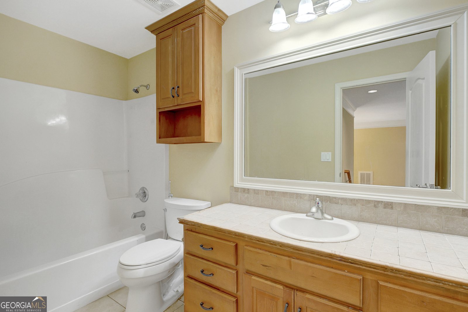 393 Young James Circle Stockbridge - 3