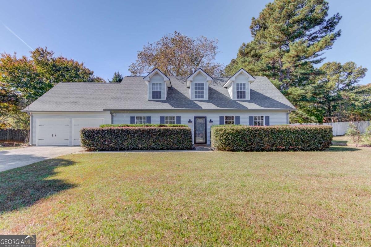 3321 Crossgate Court Loganville - 1