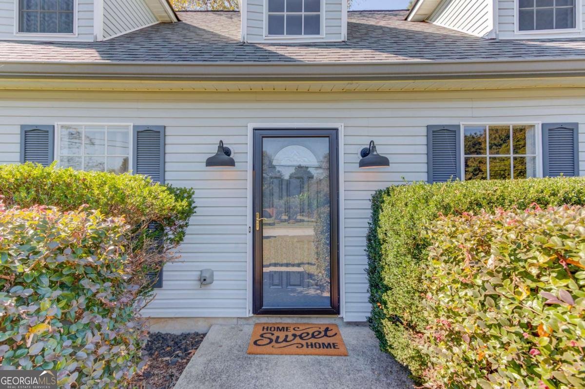 3321 Crossgate Court Loganville - 2