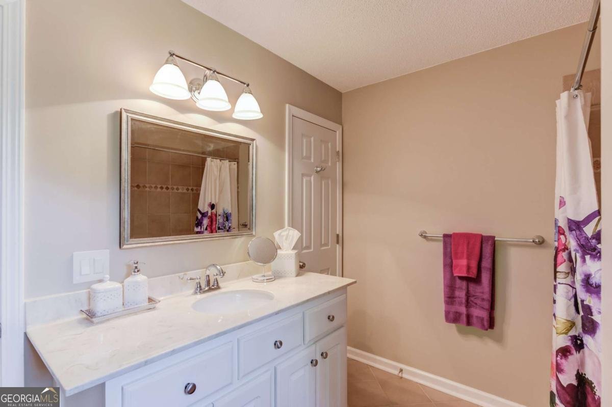 3321 Crossgate Court Loganville - 30