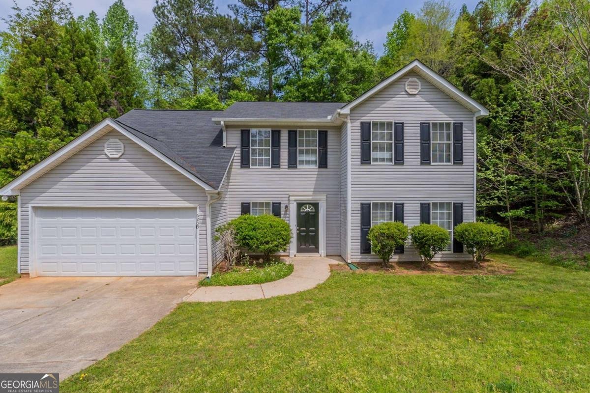 6205 Leverett Drive Lithonia - 1