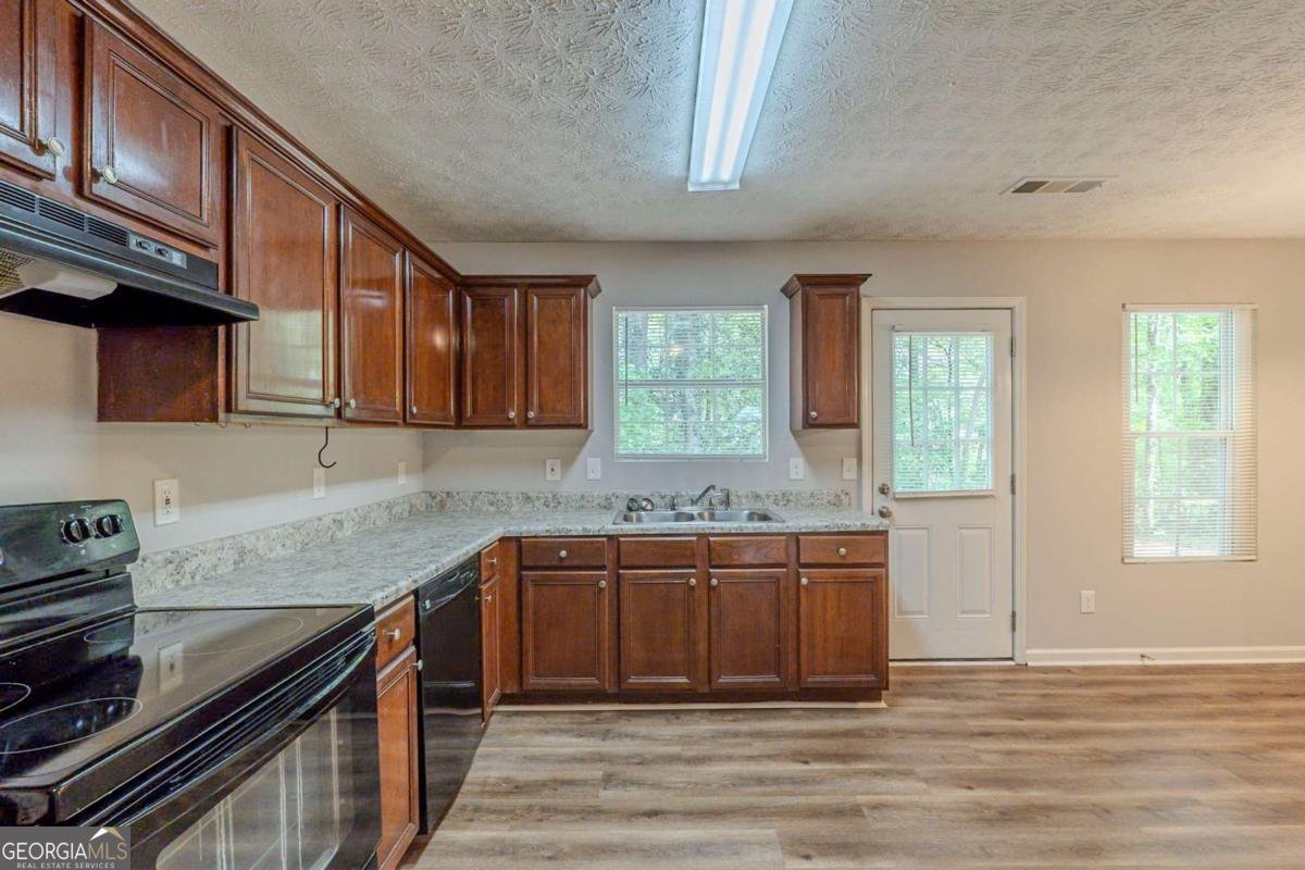 6205 Leverett Drive Lithonia - 12