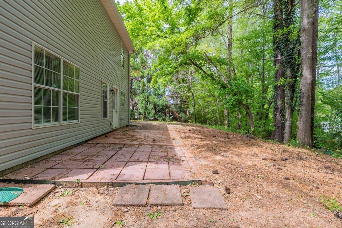 6205 Leverett Drive Lithonia - 29