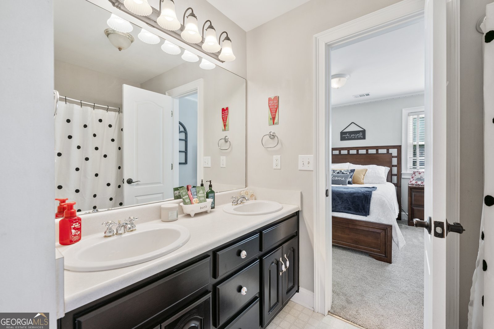 2605 MASTERS Road Dacula - 23