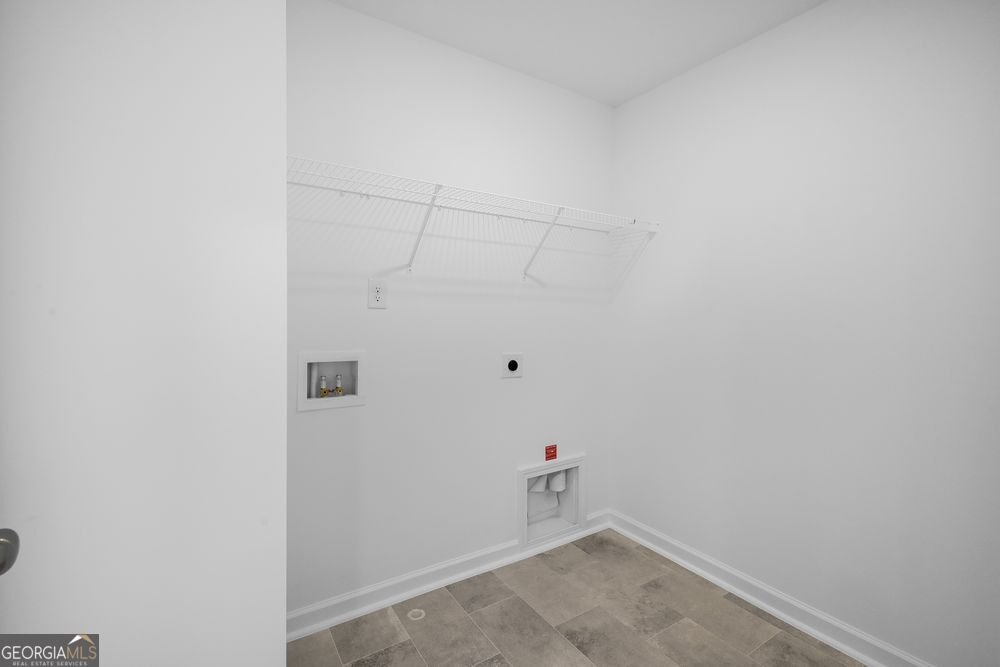 4013 Laurant Path Flowery Branch - 30