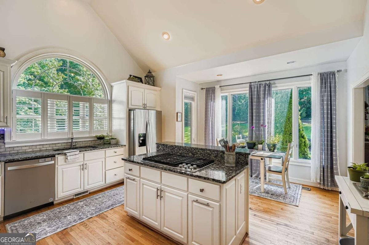 7277 AVALON Drive Douglasville - 13