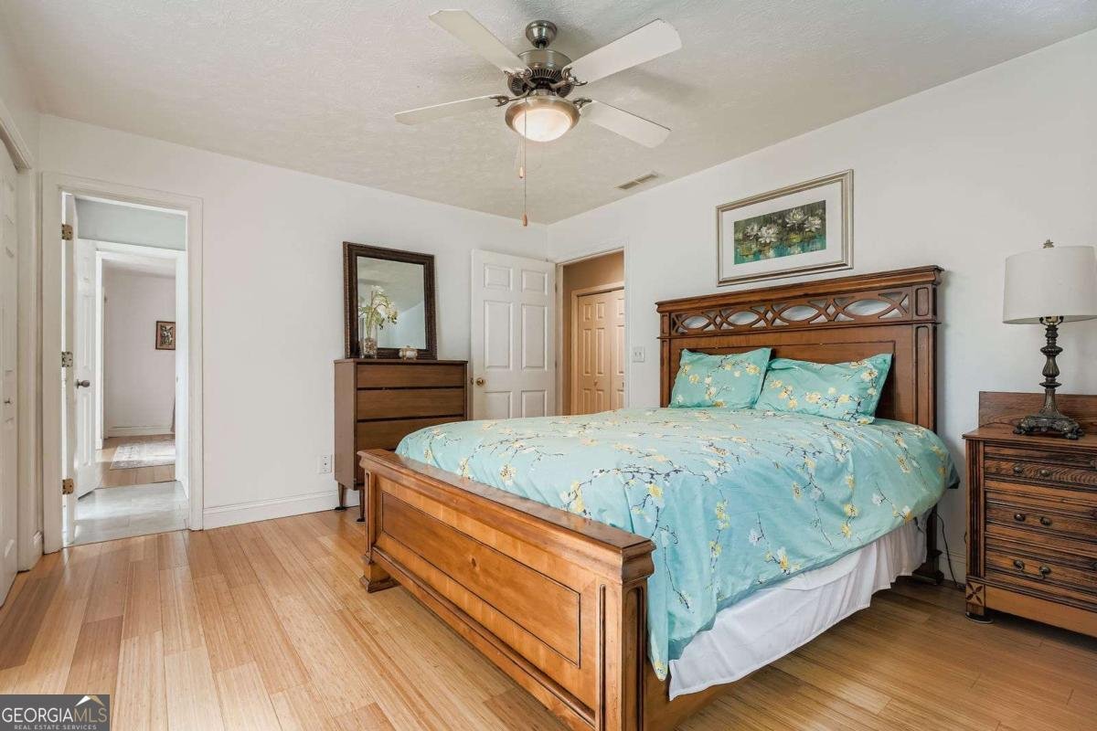 7277 AVALON Drive Douglasville - 24