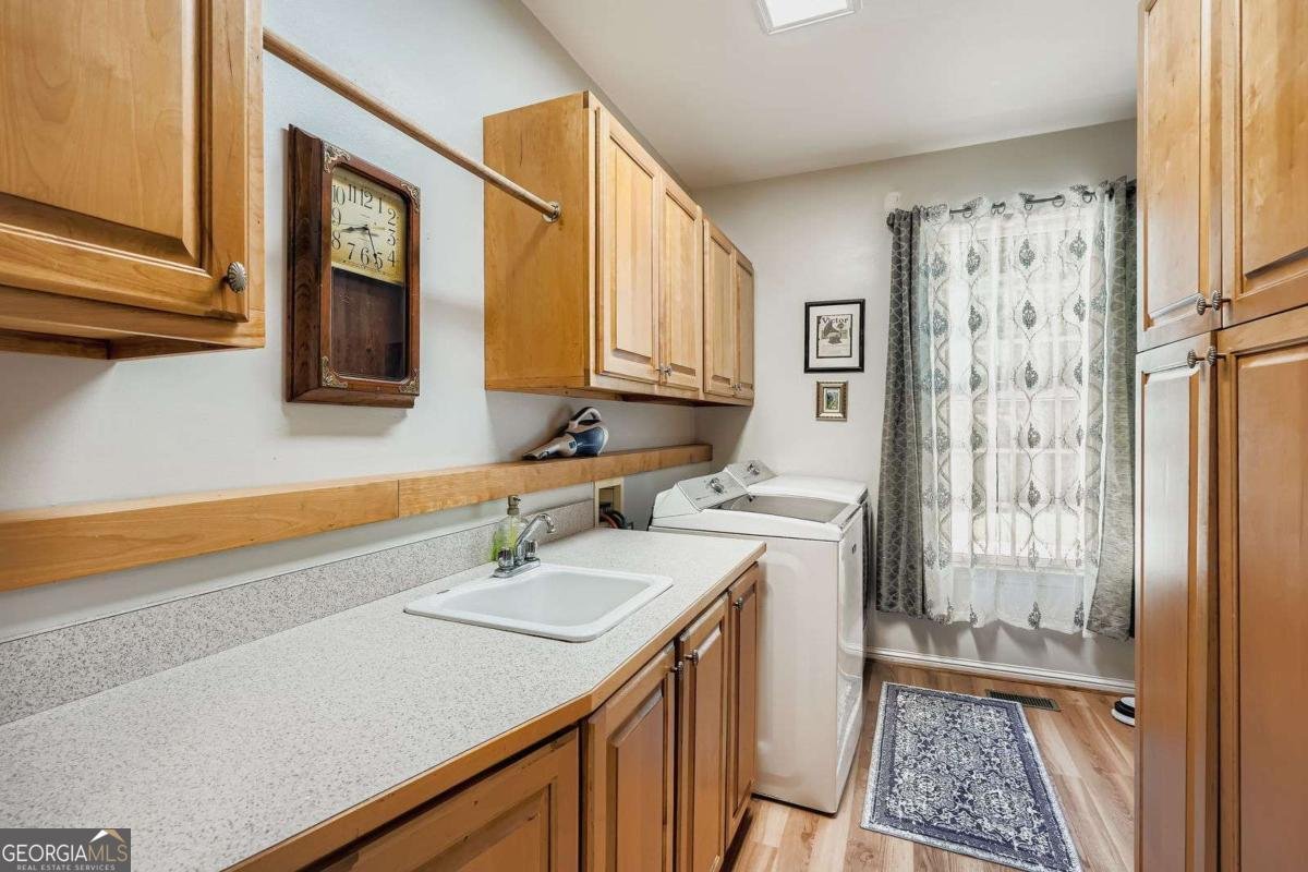 7277 AVALON Drive Douglasville - 37