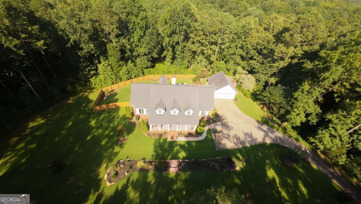 7277 AVALON Drive Douglasville - 60