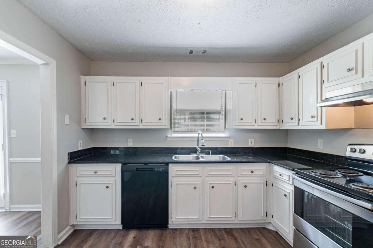 2030 Hilda Burns Place Lithonia - 5