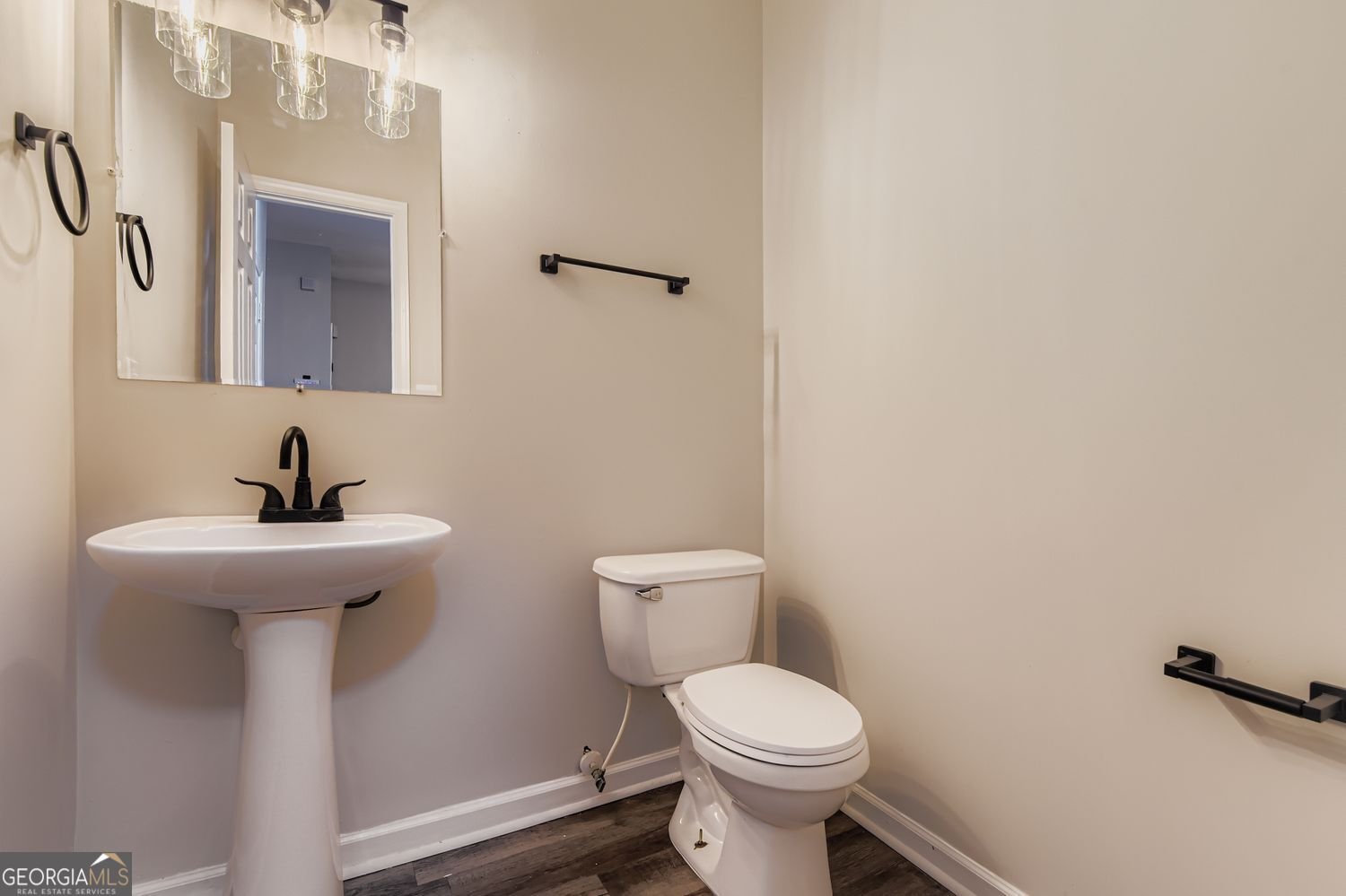 2274 Nicole Drive Hampton - 39