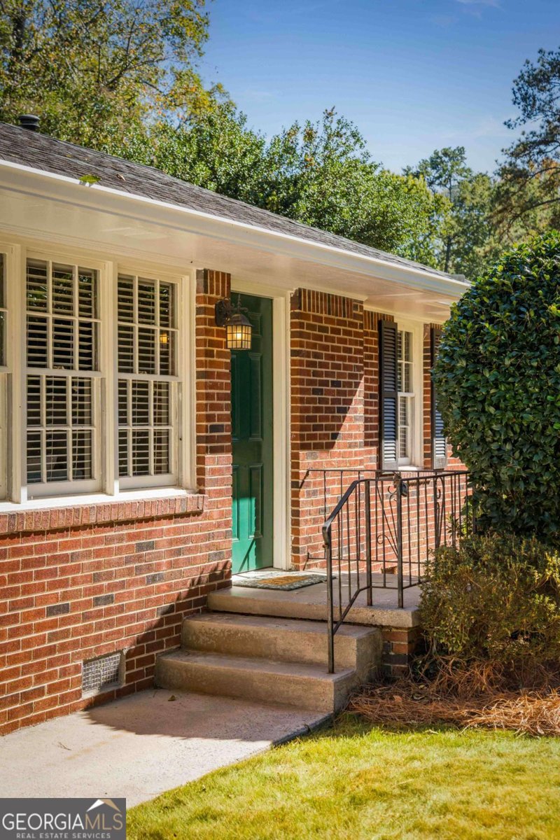 2611 Warwick Circle Atlanta - 31