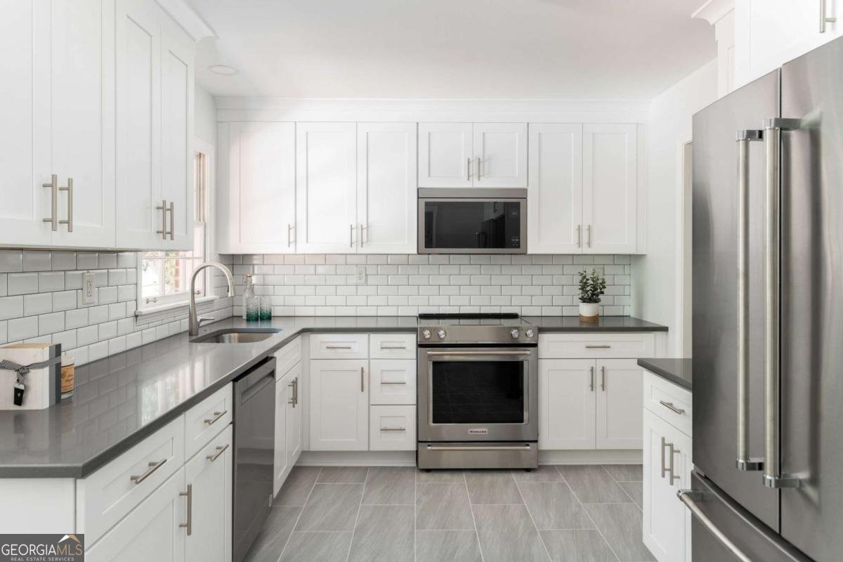 2611 Warwick Circle Atlanta - 8