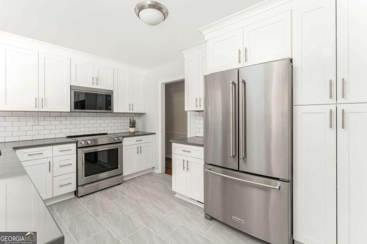 2611 Warwick Circle Atlanta - 9