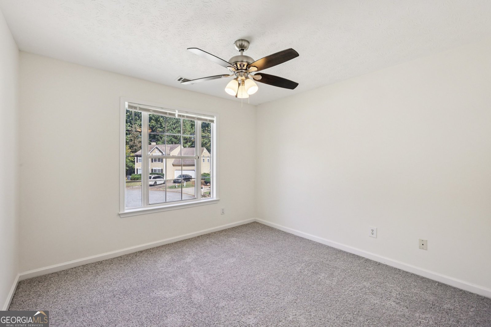 390 Manor Glen Drive Suwanee - 17