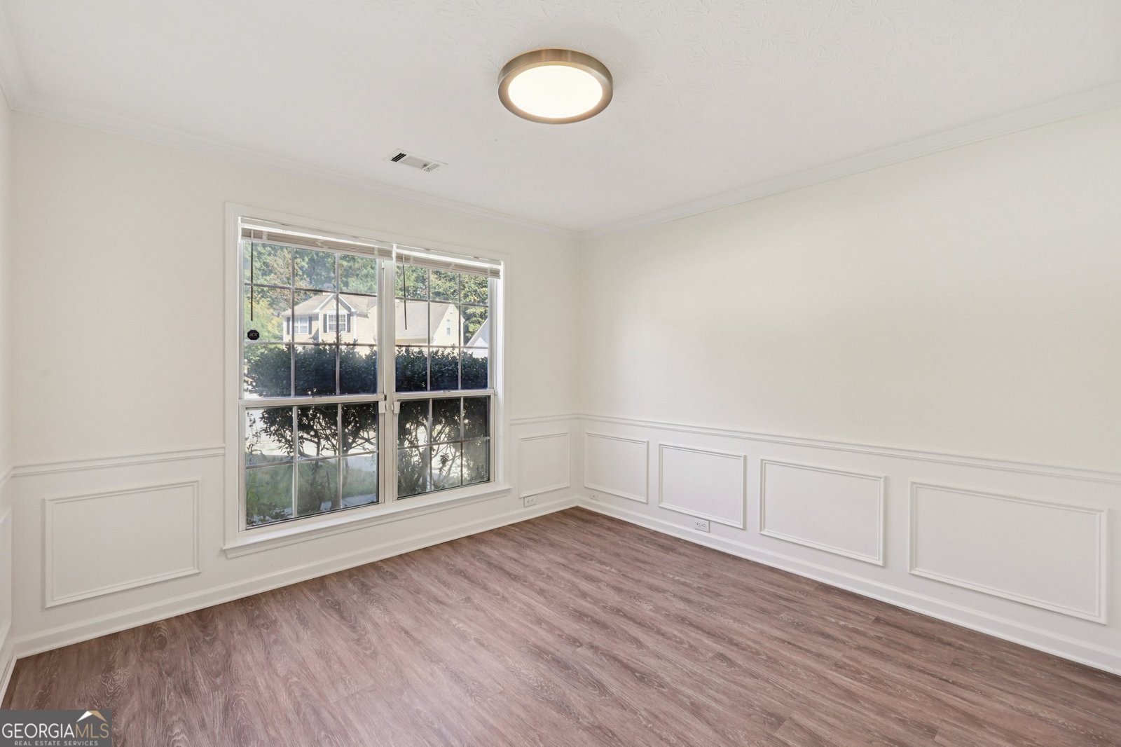 390 Manor Glen Drive Suwanee - 7