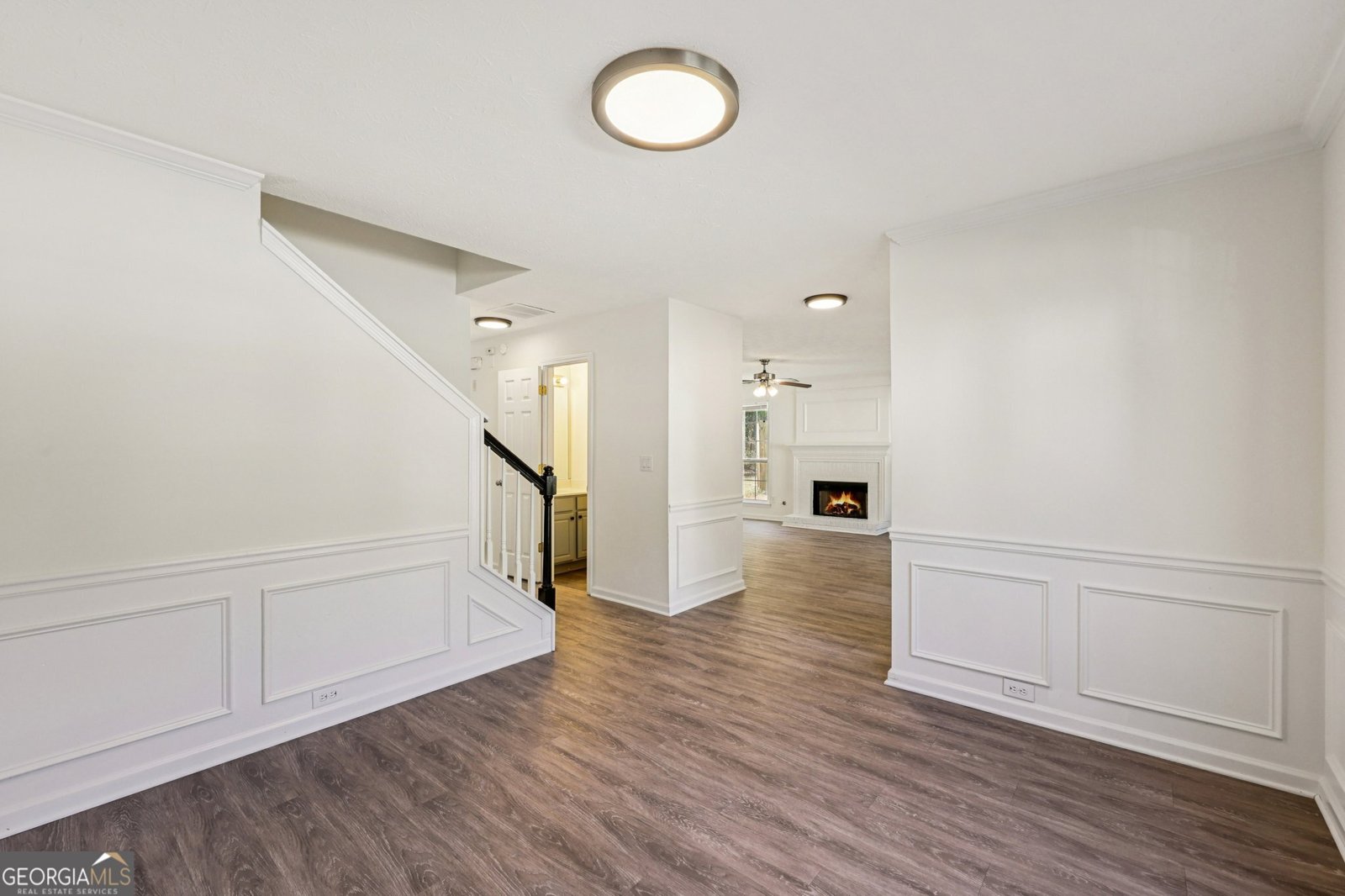 390 Manor Glen Drive Suwanee - 8