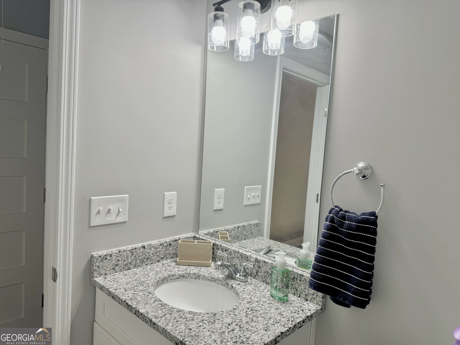 34 Chestnut Street Lavonia - 35