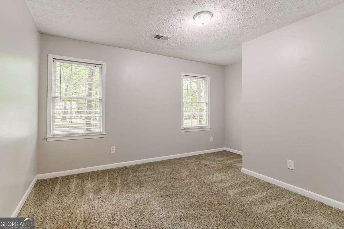 205 Fayette Drive Fayetteville - 22