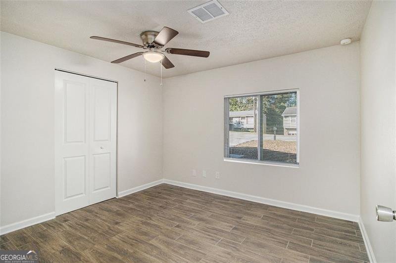 2154 SCARBROUGH Drive Stone Mountain - 18