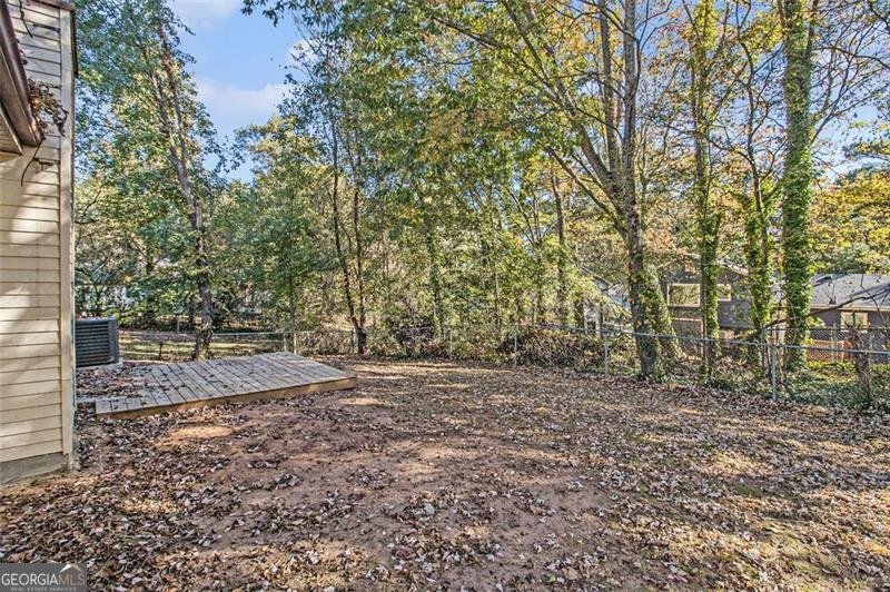 2154 SCARBROUGH Drive Stone Mountain - 31