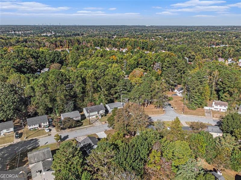 2154 SCARBROUGH Drive Stone Mountain - 33