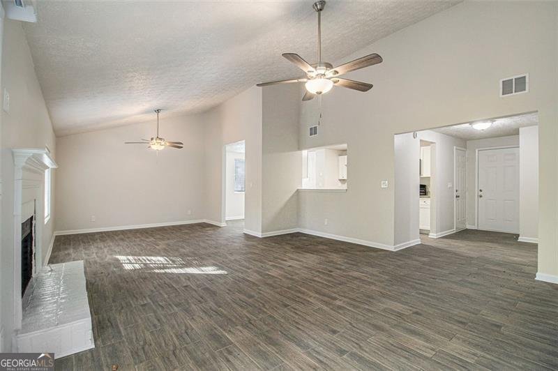 2154 SCARBROUGH Drive Stone Mountain - 8