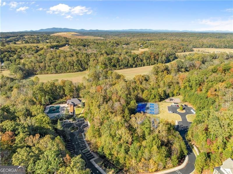 8055 Veranda Curve Ball Ground - 16