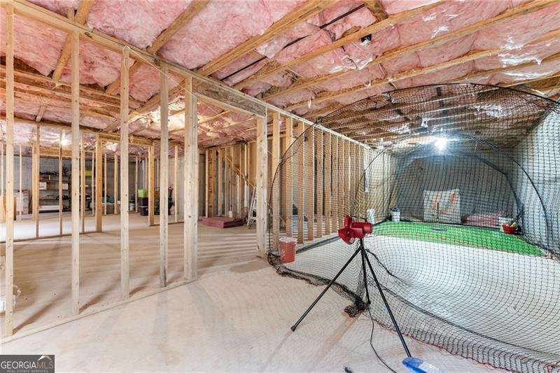 8055 Veranda Curve Ball Ground - 46