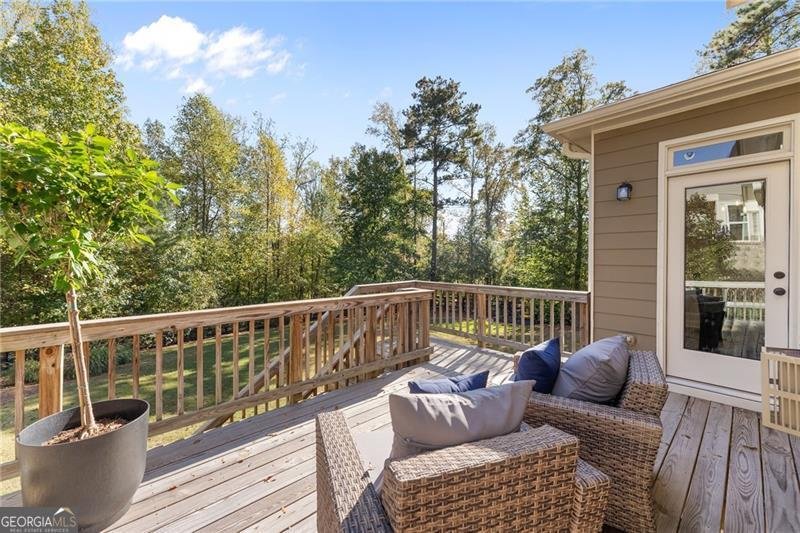 8055 Veranda Curve Ball Ground - 51