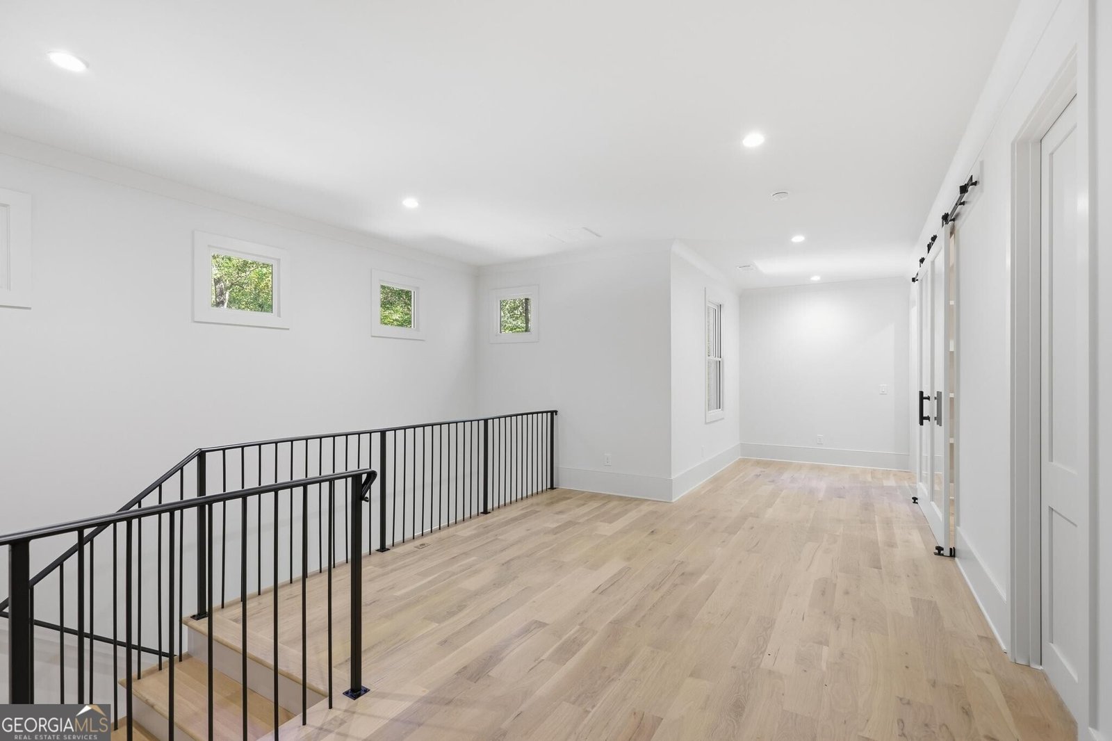 3568 Cloudland Drive Atlanta - 17
