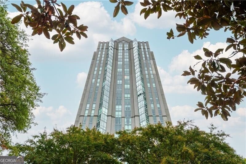 2870 Pharr Court South Atlanta - 3