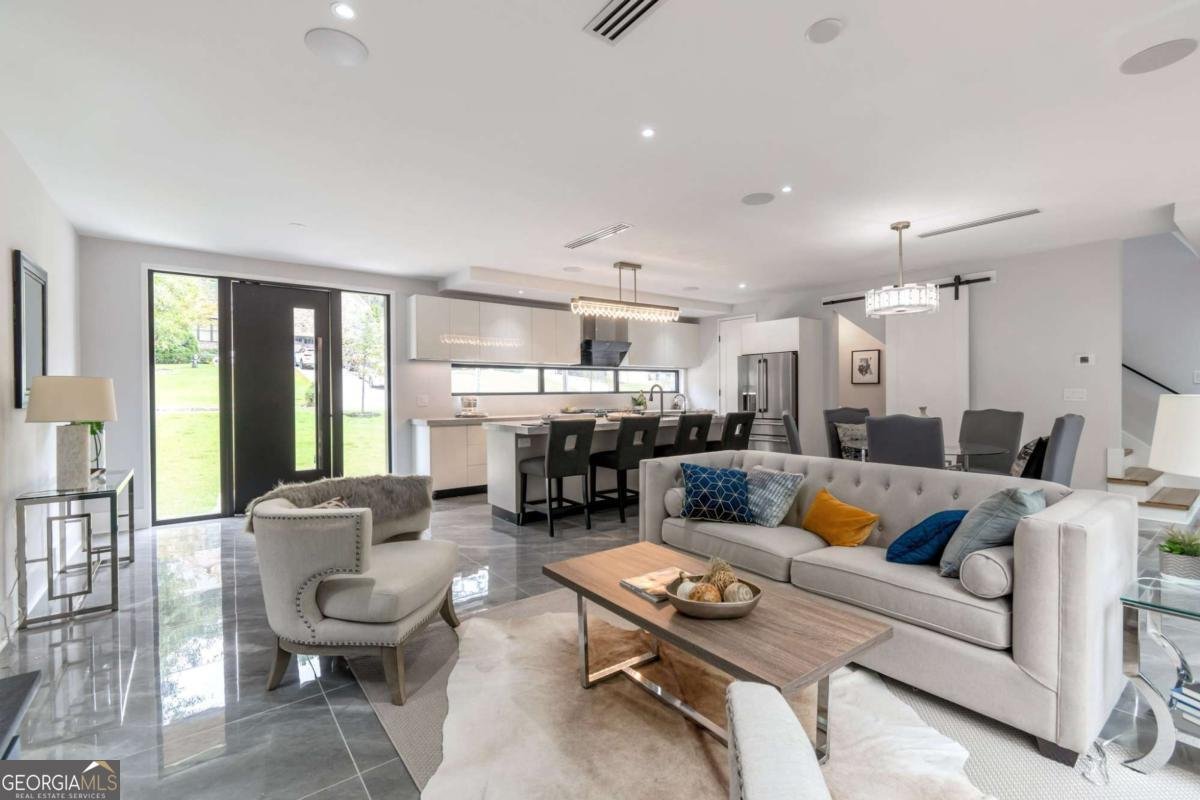 1653 Wayland Circle Atlanta - 5