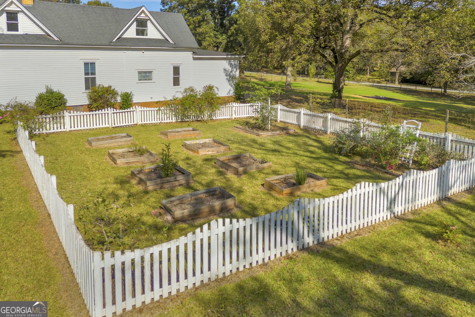 5921 Bostwick Highway Bishop - 17