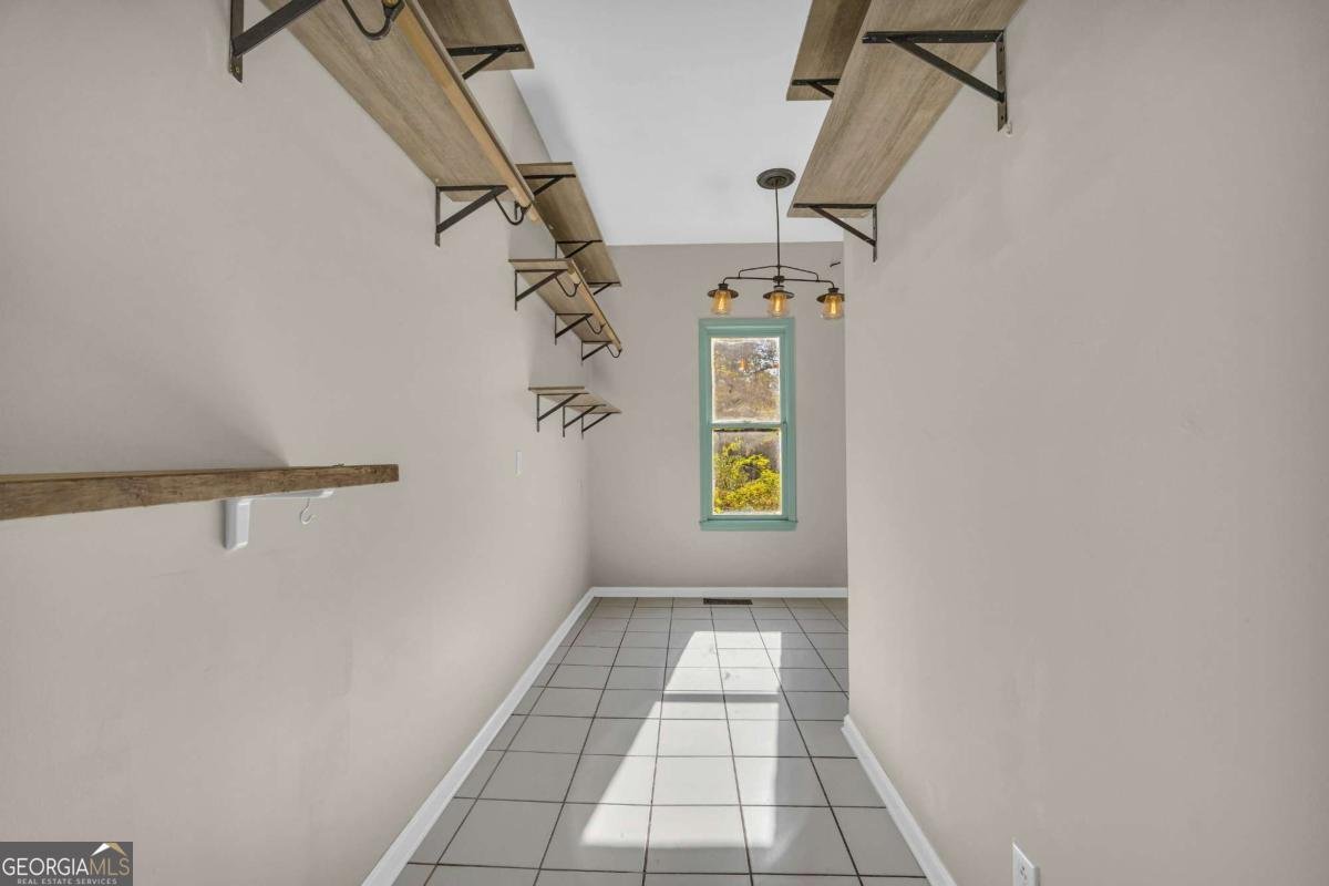 5921 Bostwick Highway Bishop - 28