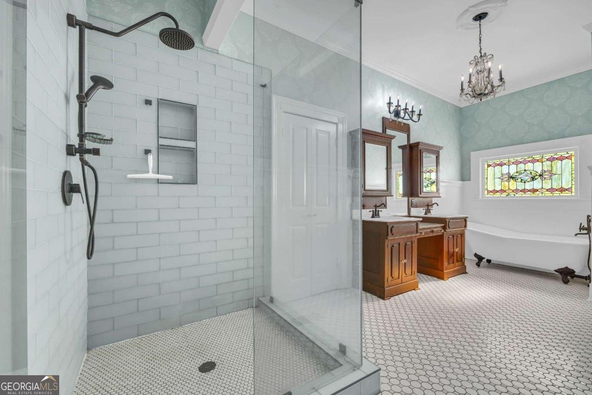 5921 Bostwick Highway Bishop - 36