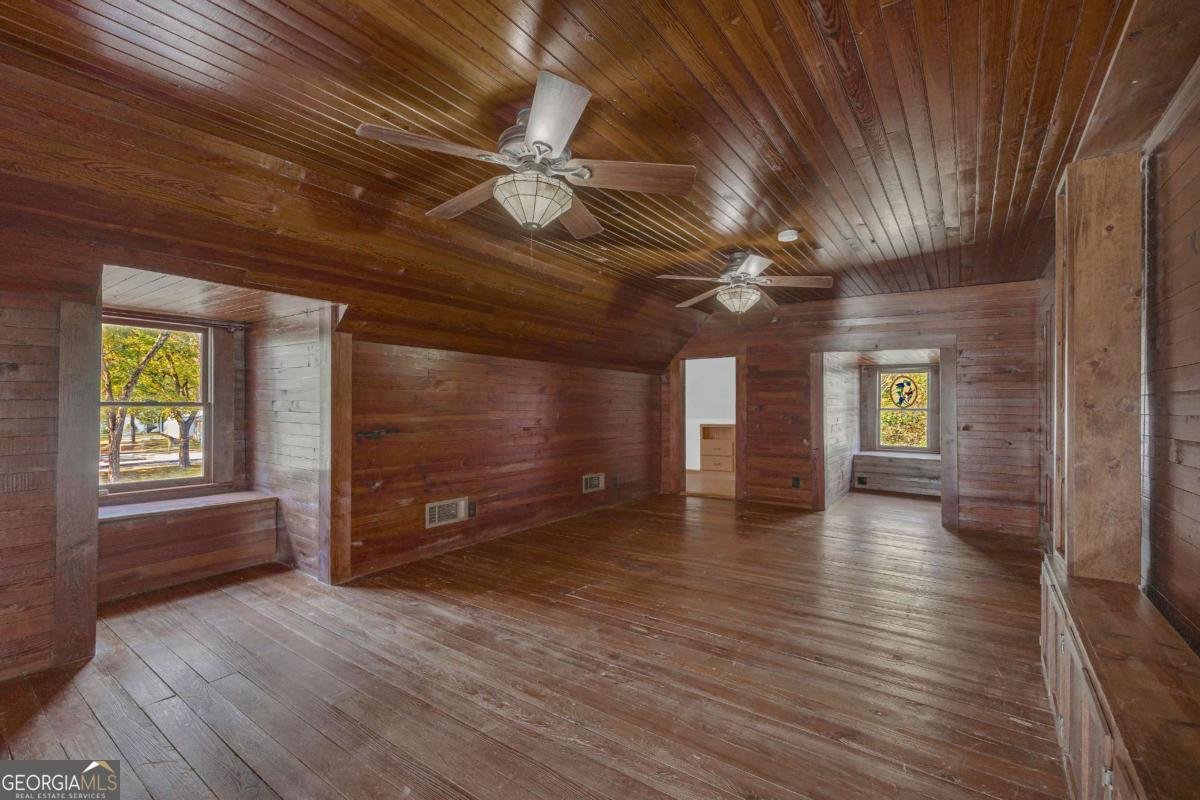 5921 Bostwick Highway Bishop - 38