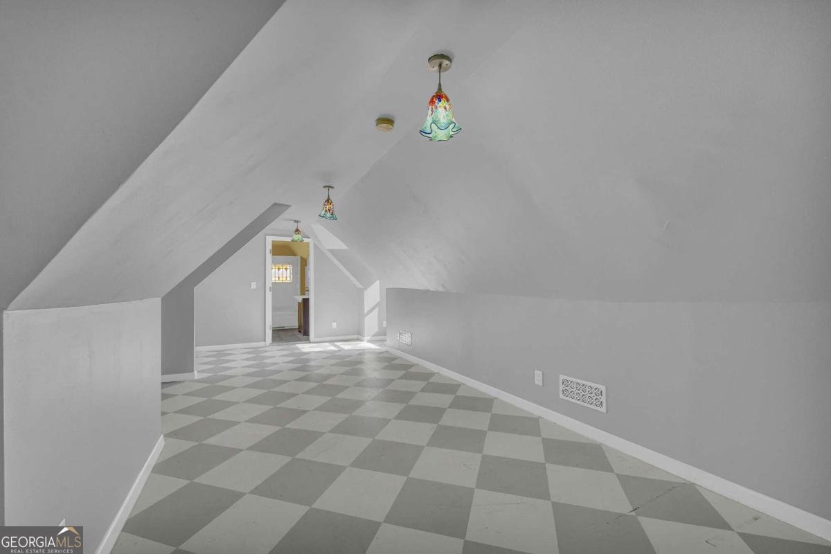 5921 Bostwick Highway Bishop - 5