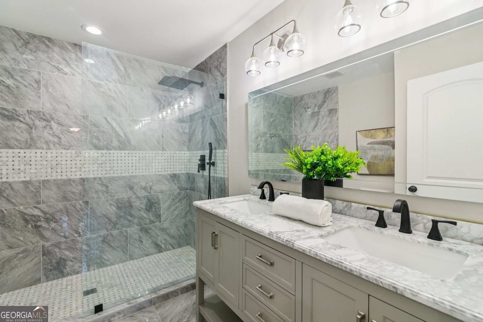 3682 Daisy Drive Decatur - 24