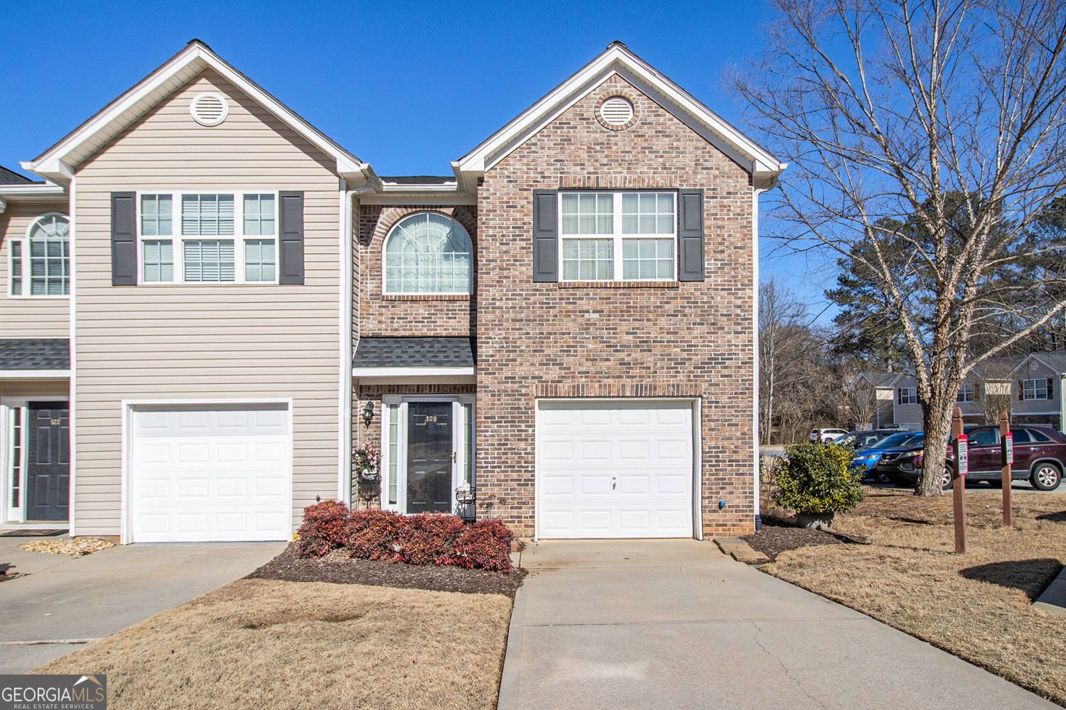 120 Creekwood Drive Woodstock - 1