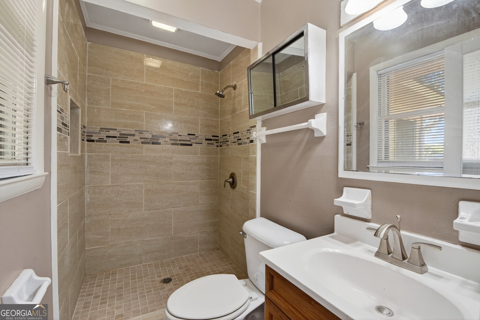 810 Hillside Drive Gainesville - 24