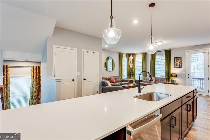 399 Skylar Way Atlanta - 9