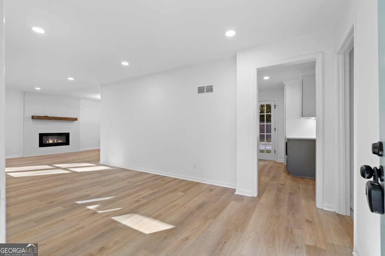 5291 Clarkview Drive Acworth - 9