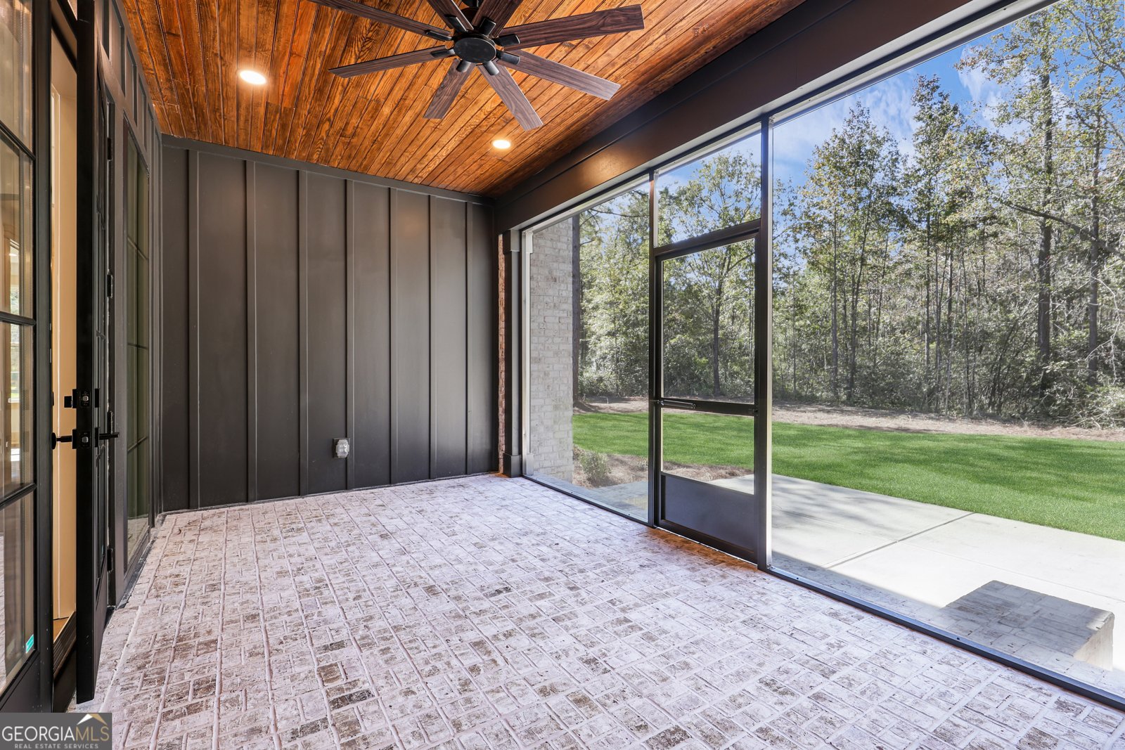 112 Wakefield Drive Guyton - 71