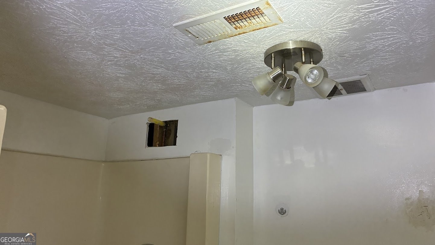 3800 Kensingwood Trace Decatur - 27