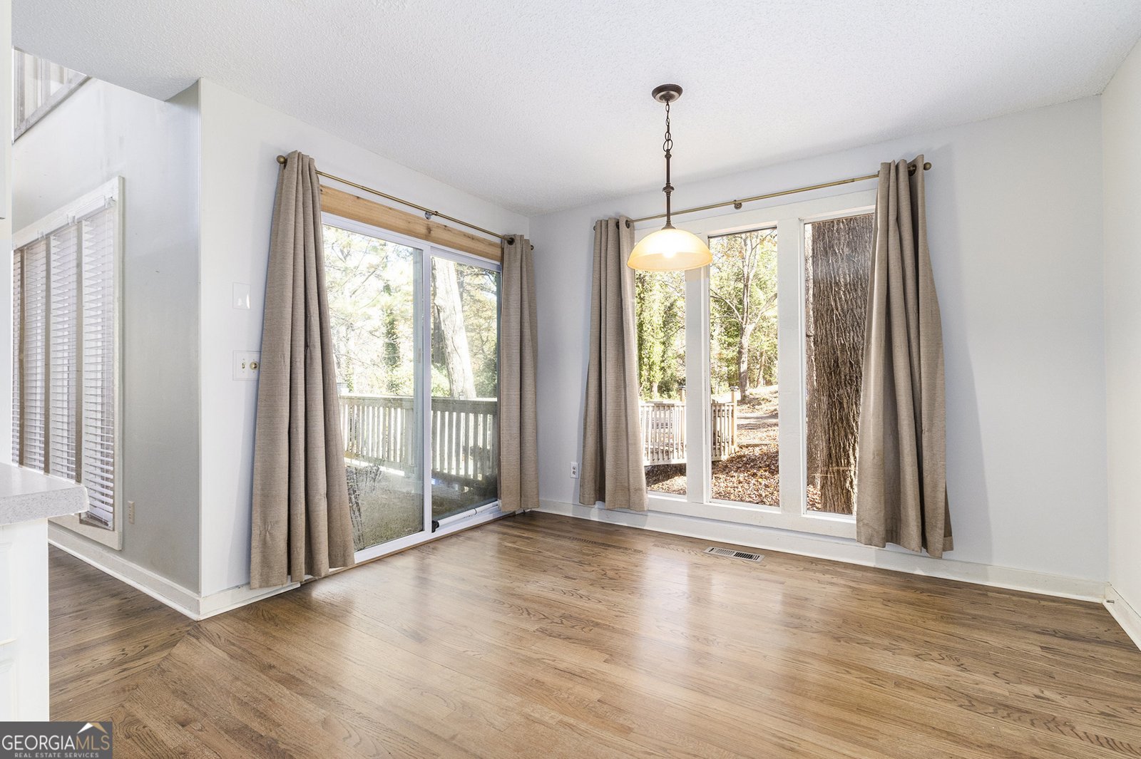 220 Lamplighter Court Marietta - 11