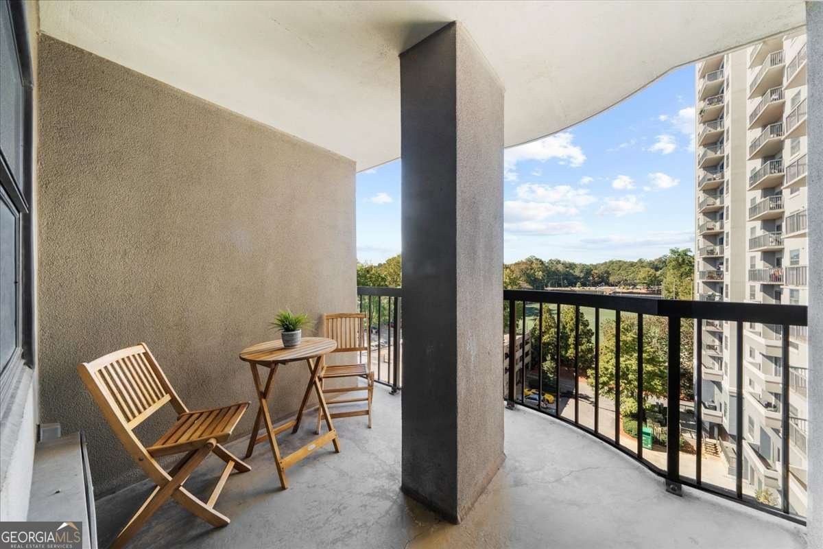 795 Hammond Drive Atlanta - 19