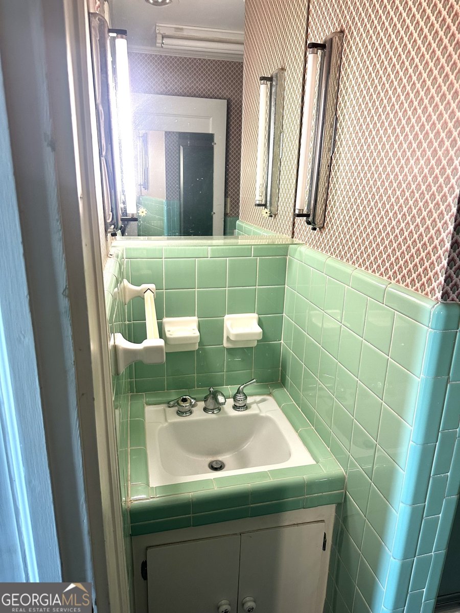 550 Hill Street Griffin - 11